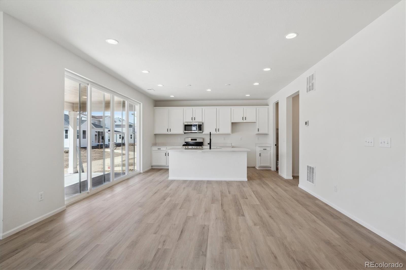MLS Image #3 for 1324  sienna peak circle,erie, Colorado