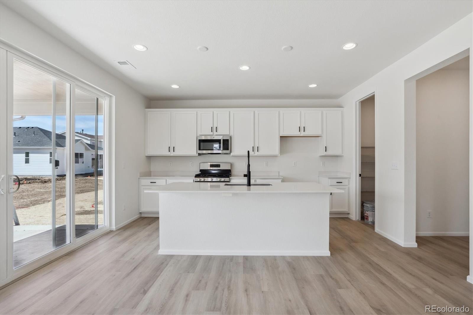 MLS Image #4 for 1324  sienna peak circle,erie, Colorado