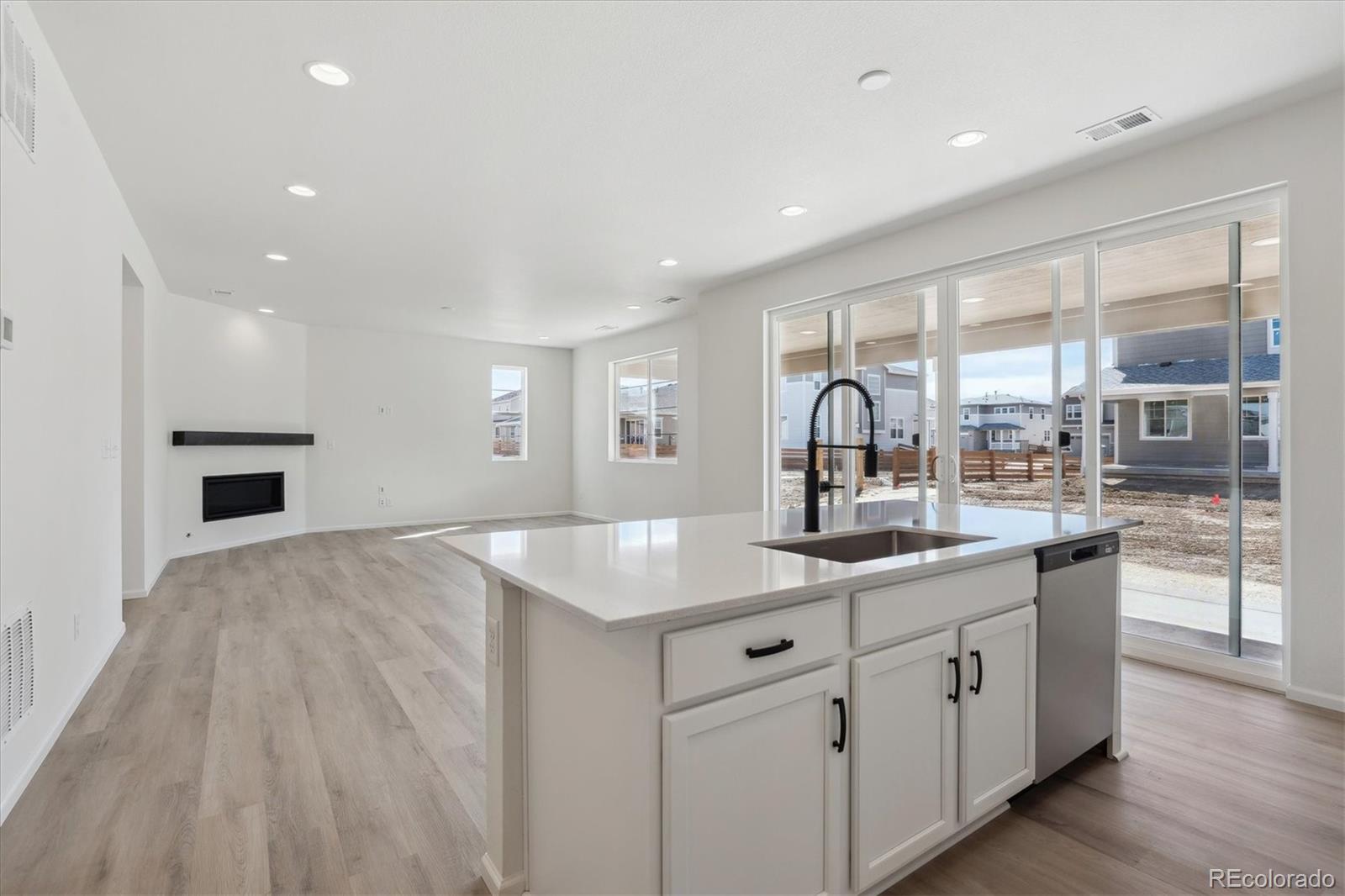MLS Image #5 for 1324  sienna peak circle,erie, Colorado