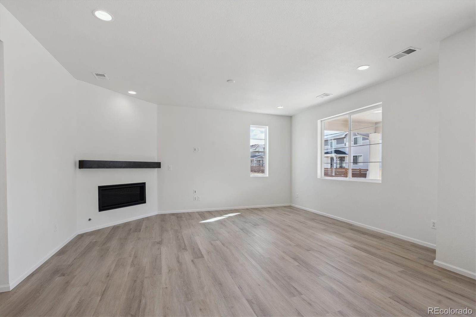 MLS Image #6 for 1324  sienna peak circle,erie, Colorado