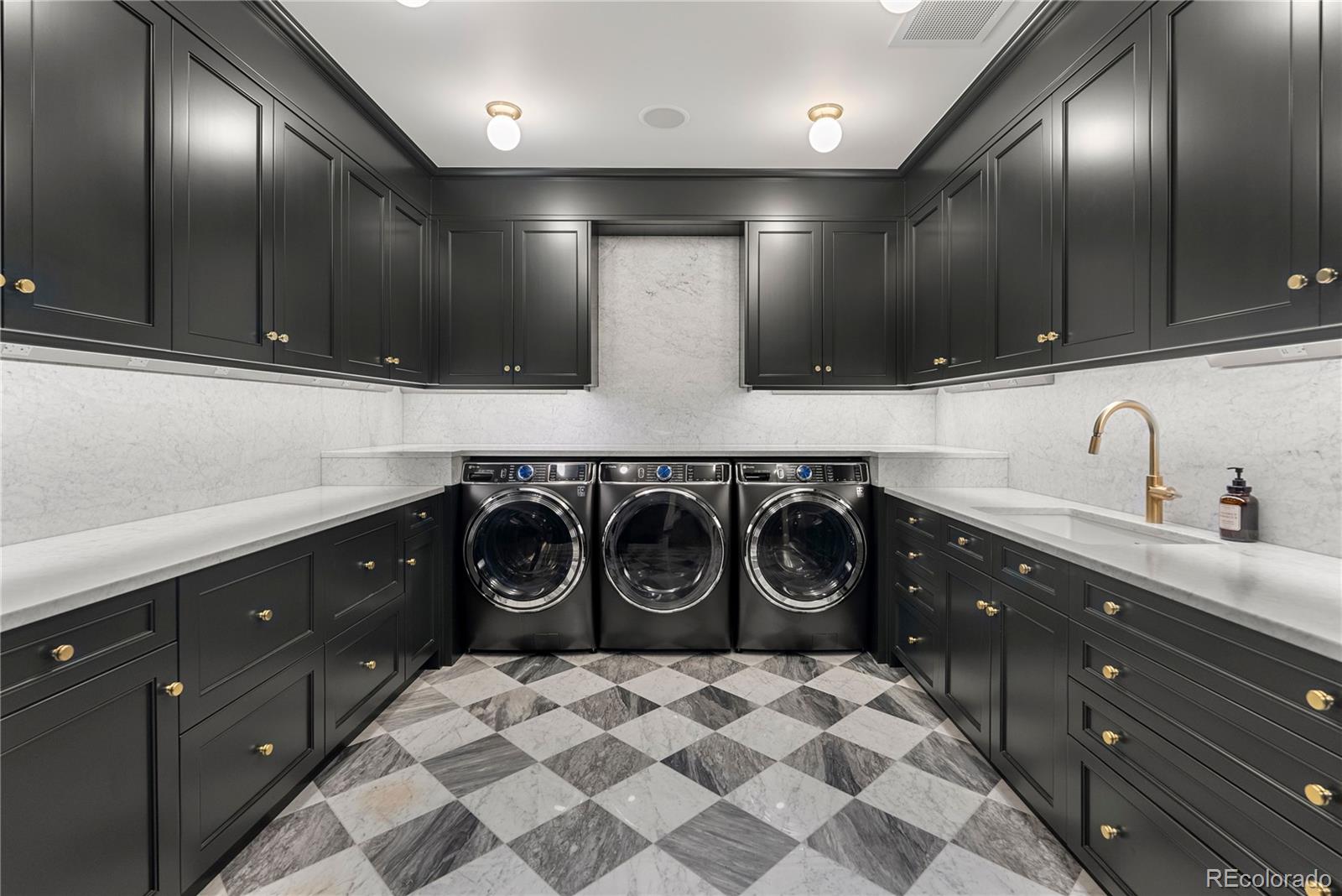 MLS Image #29 for 425  monroe street,denver, Colorado