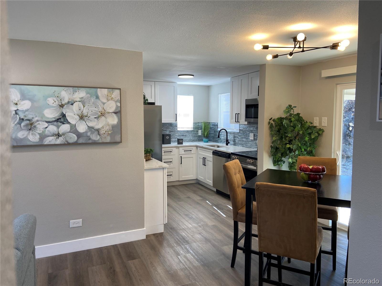 MLS Image #20 for 1263  willow street,denver, Colorado
