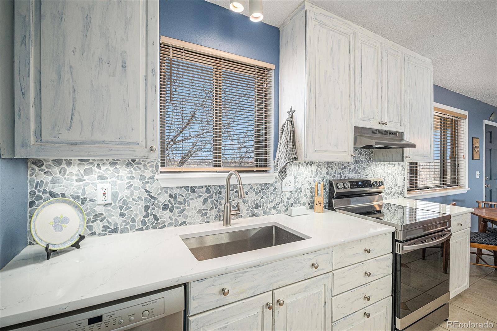 MLS Image #6 for 5774  sioux drive,sedalia, Colorado