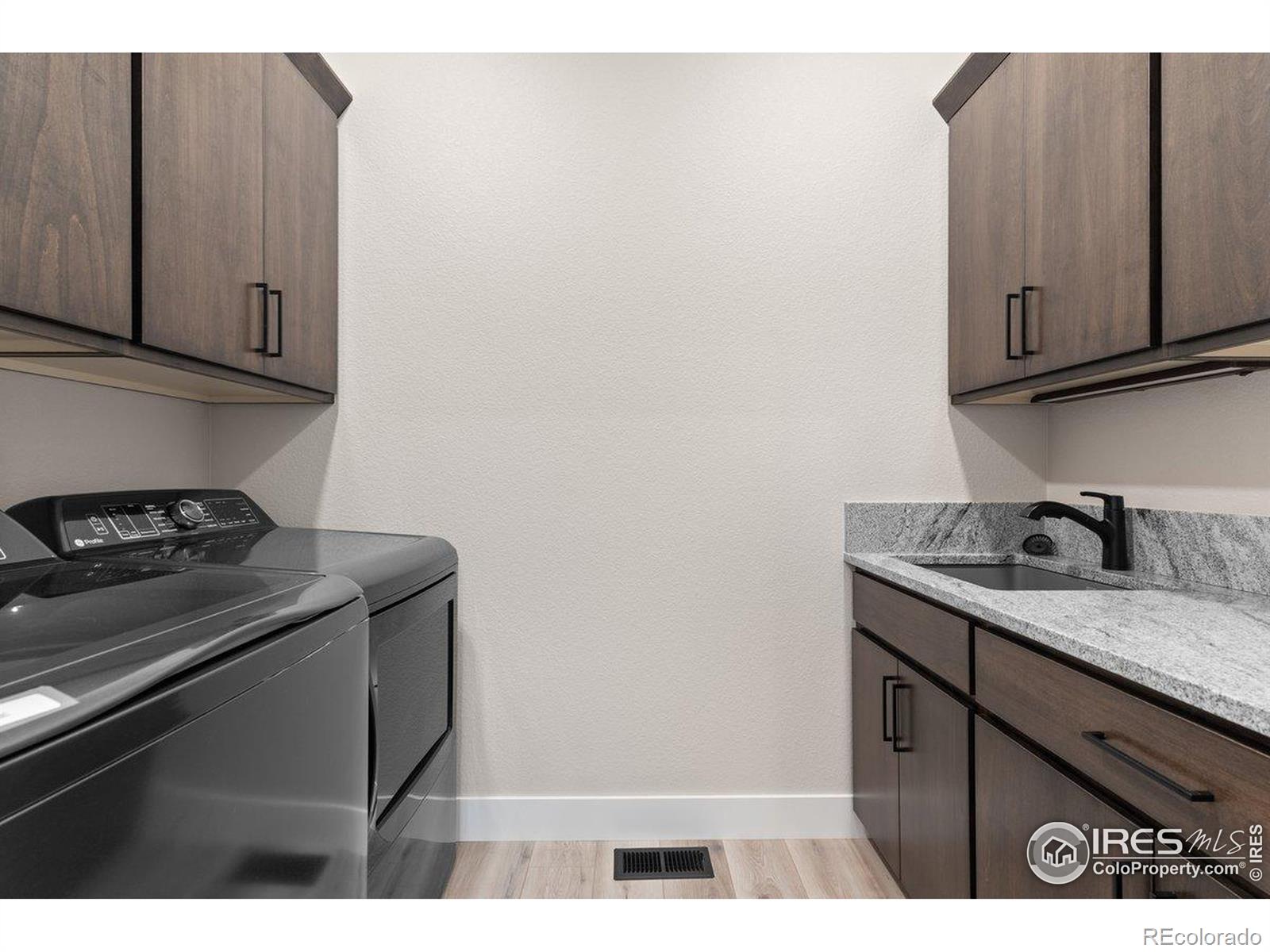 MLS Image #25 for 1291  swan peter drive,berthoud, Colorado