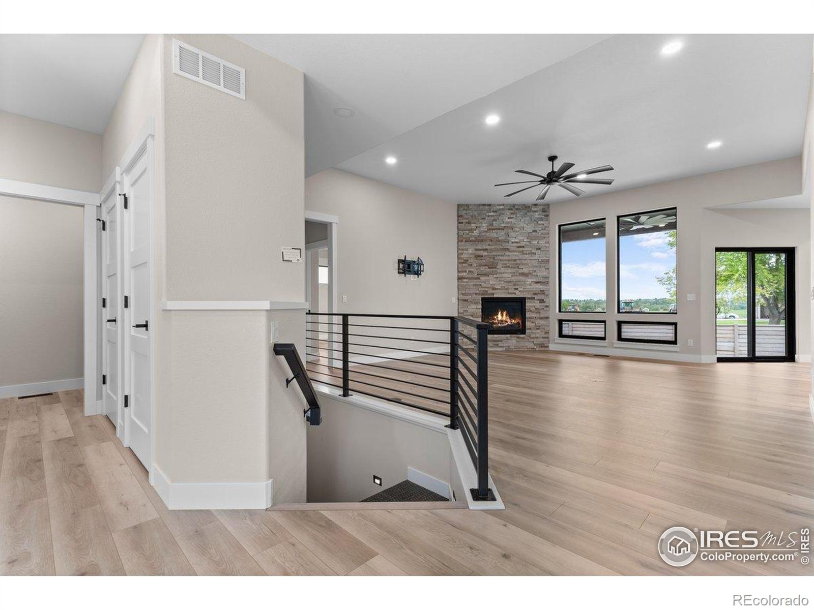 MLS Image #5 for 1291  swan peter drive,berthoud, Colorado
