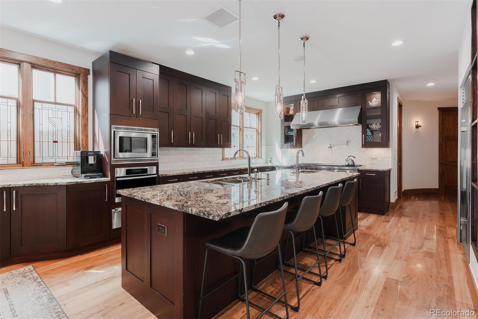 MLS Image #18 for 467  saint paul street,denver, Colorado