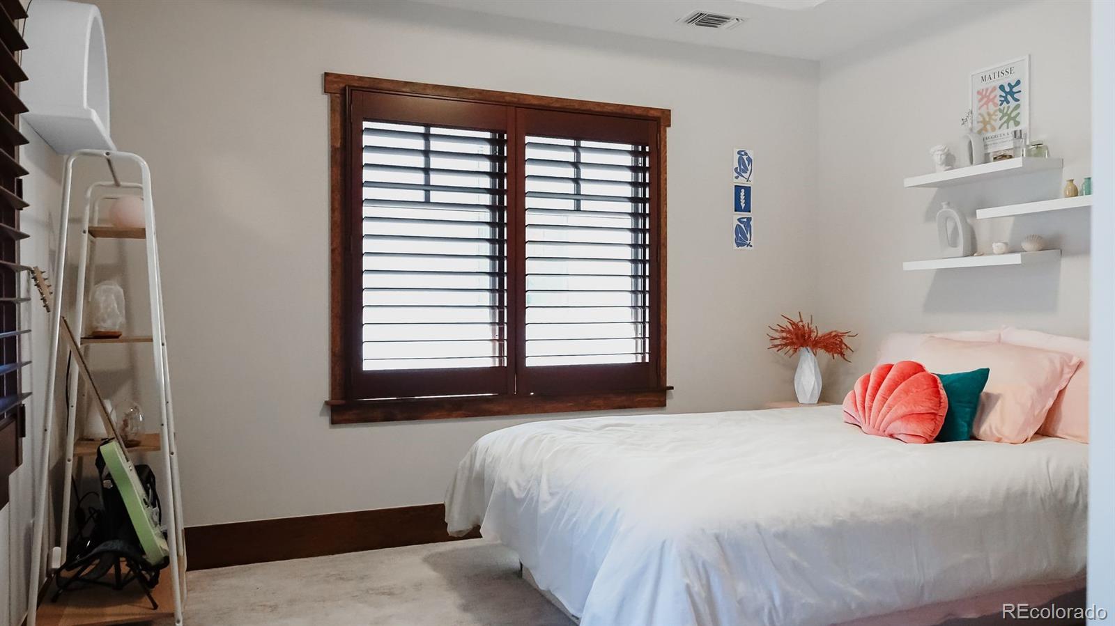 MLS Image #36 for 467  saint paul street,denver, Colorado