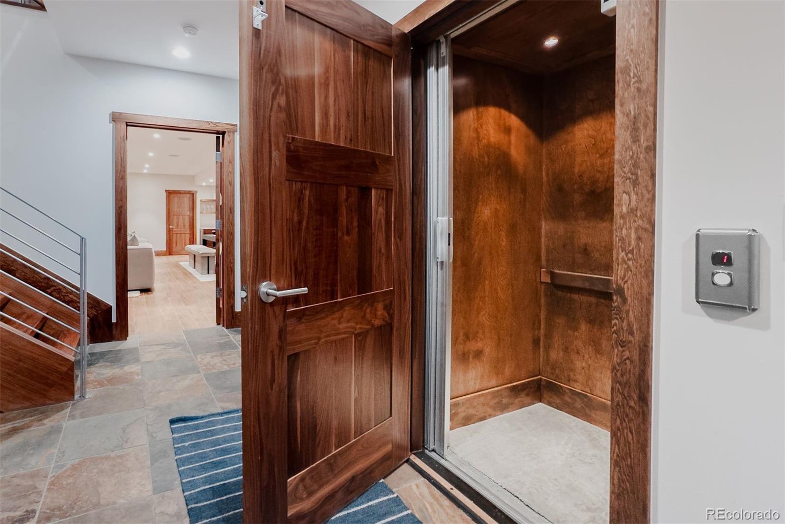 MLS Image #41 for 467  saint paul street,denver, Colorado