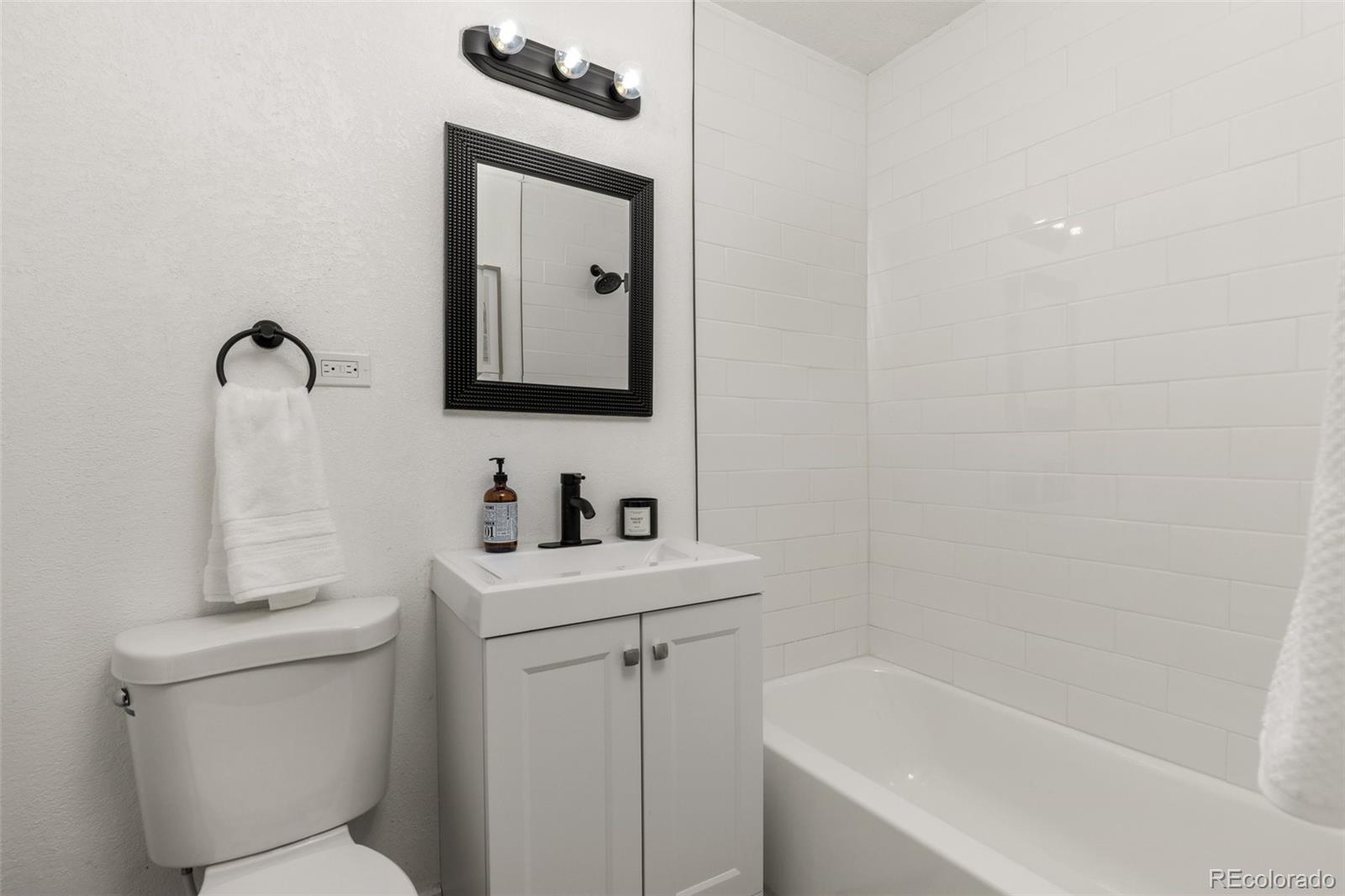 MLS Image #10 for 2401 w 39th ,denver, Colorado