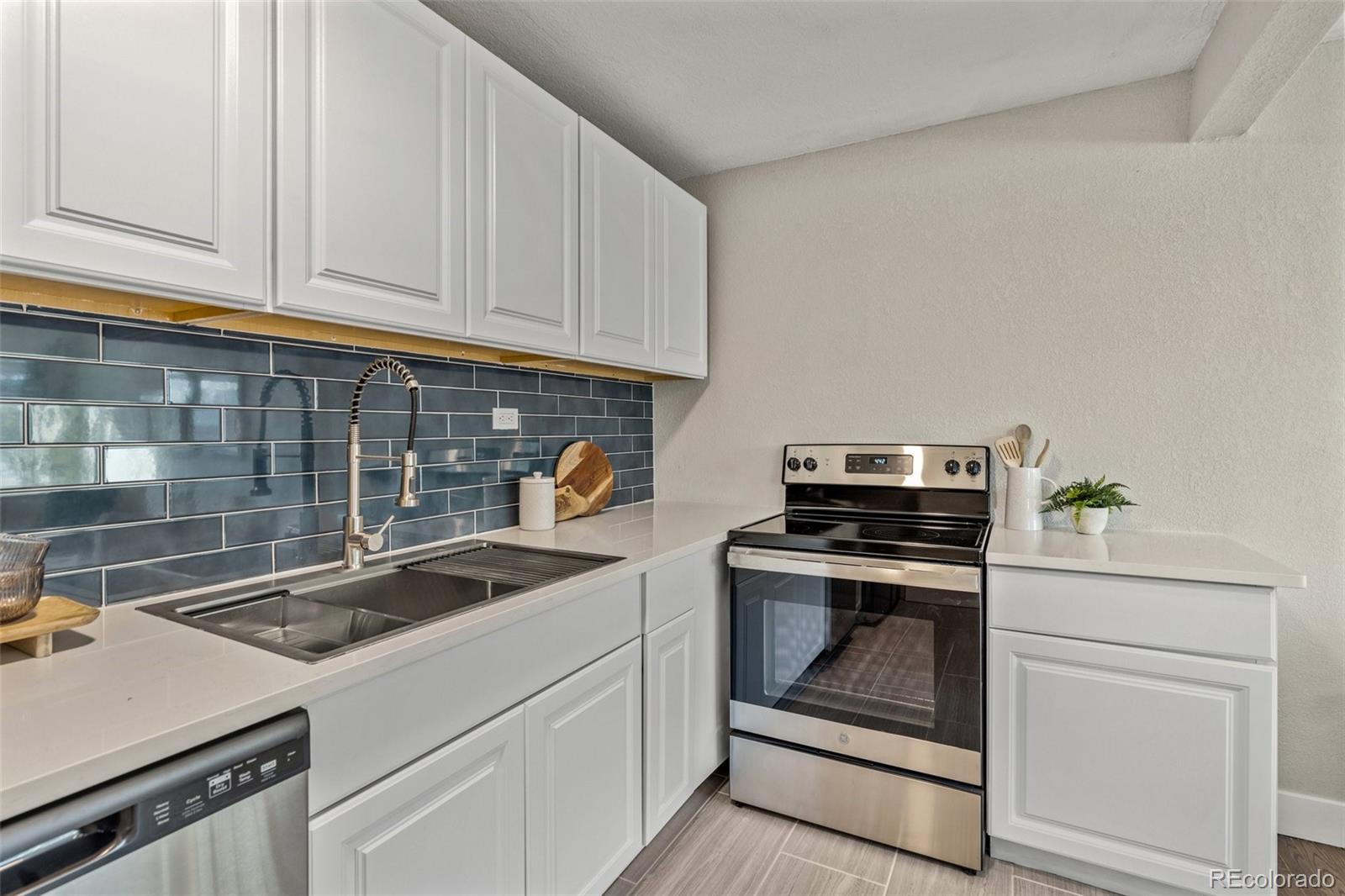 MLS Image #6 for 2401 w 39th ,denver, Colorado
