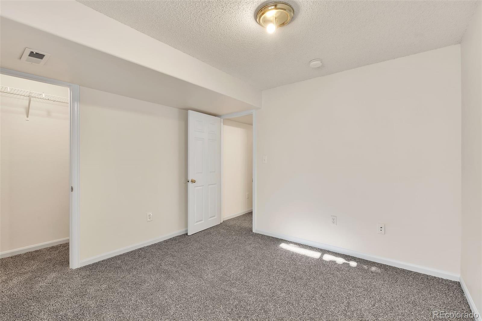 MLS Image #24 for 2148  reminiscent circle,fountain, Colorado