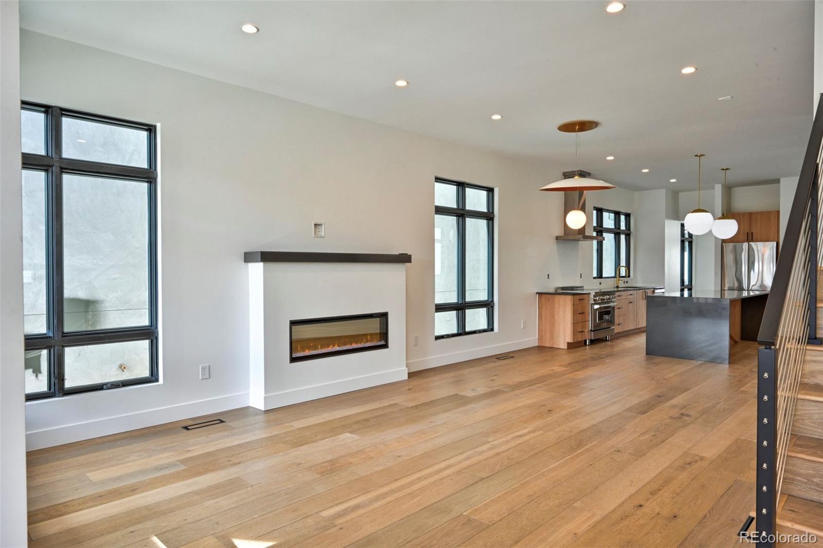 MLS Image #4 for 426 e arkansas street,buena vista, Colorado