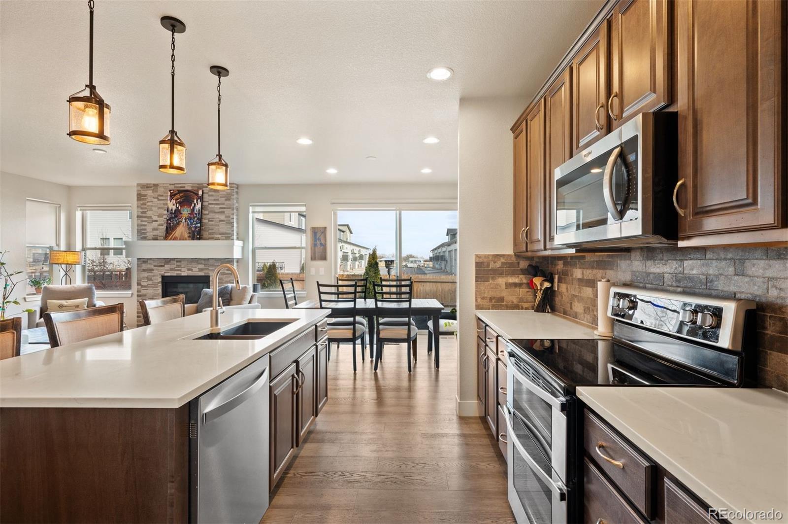 MLS Image #10 for 6780  canosa street,denver, Colorado