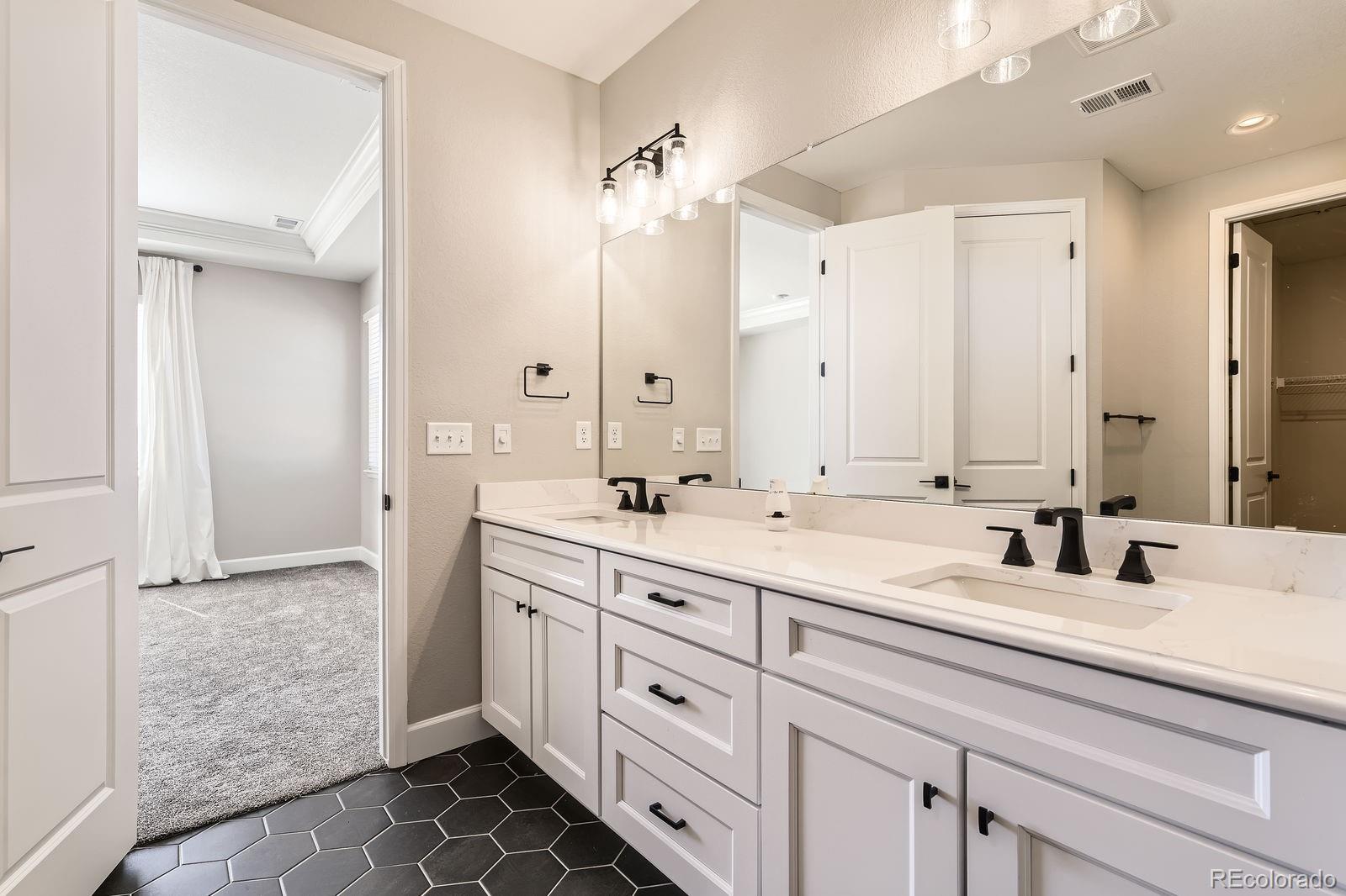 MLS Image #18 for 1302  hart lane,elizabeth, Colorado