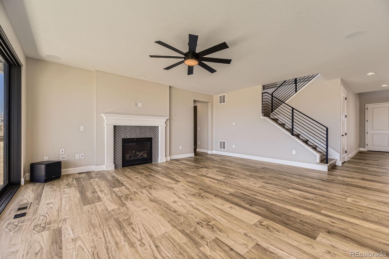 MLS Image #6 for 1302  hart lane,elizabeth, Colorado