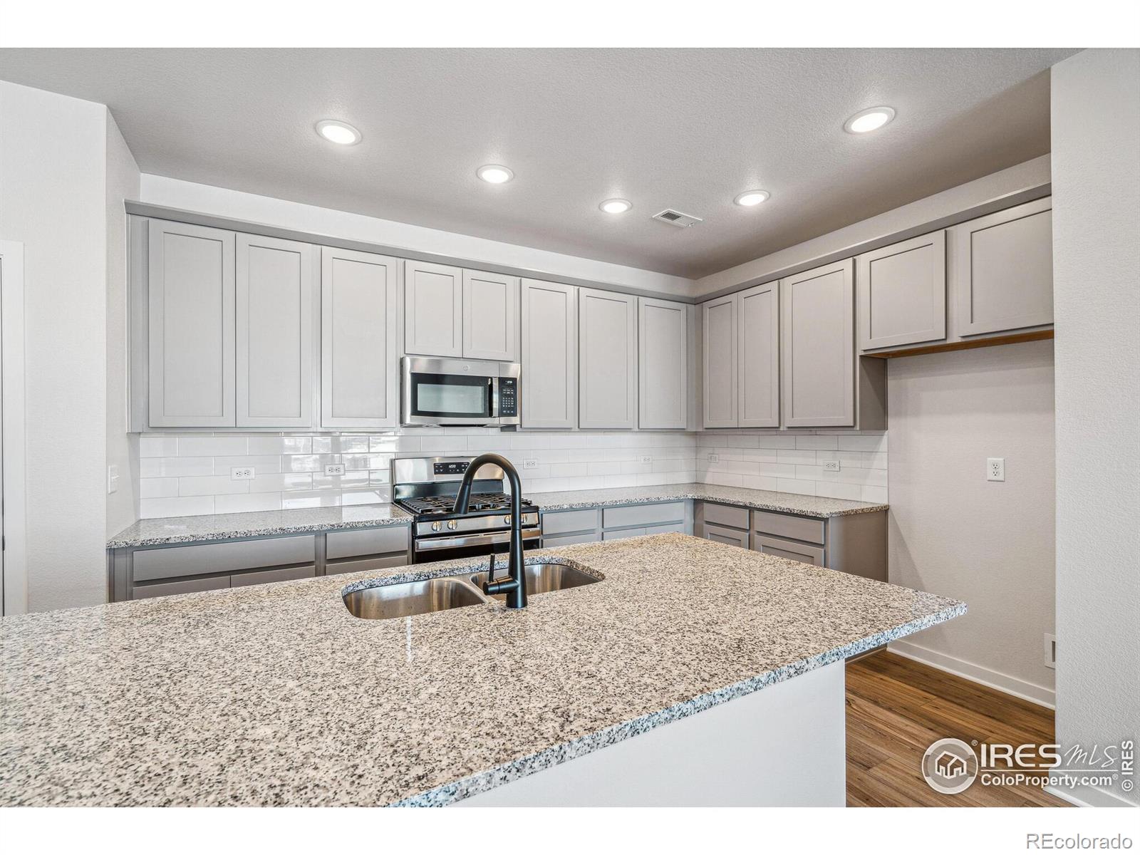 MLS Image #13 for 6369  elk pass lane,loveland, Colorado