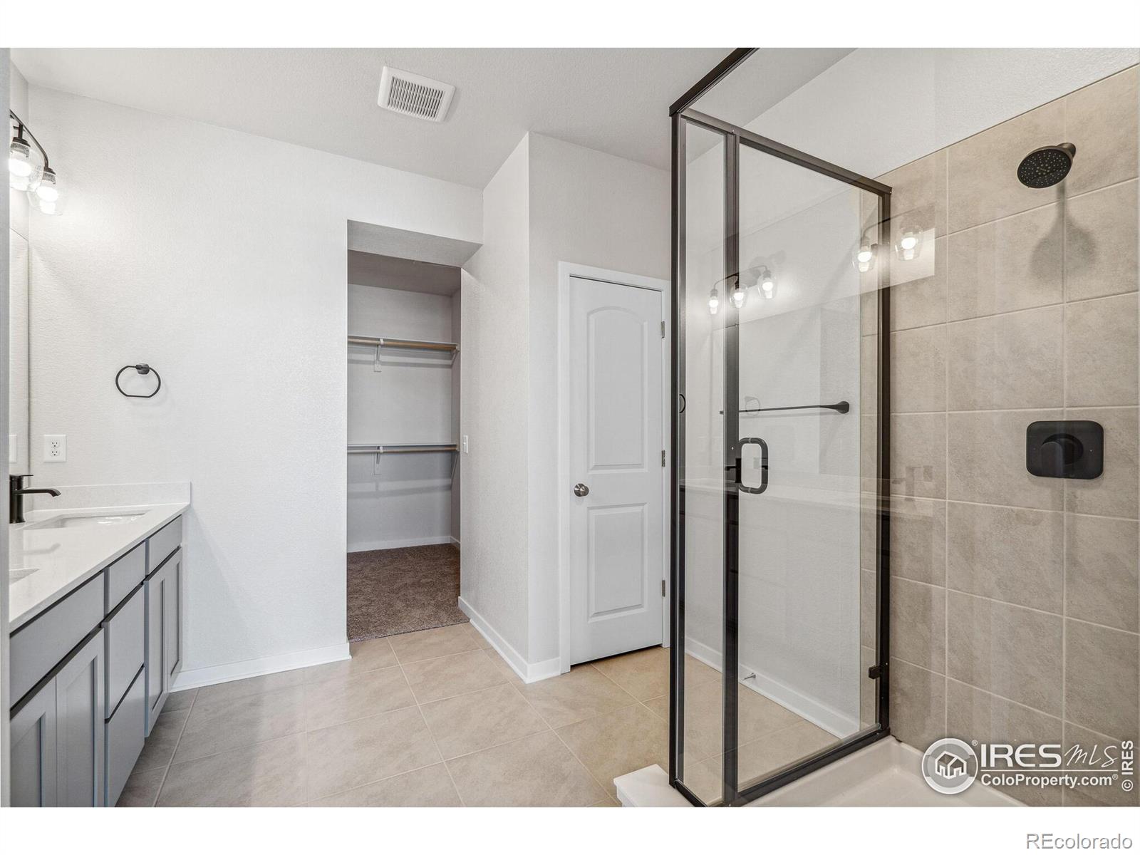 MLS Image #19 for 6369  elk pass lane,loveland, Colorado