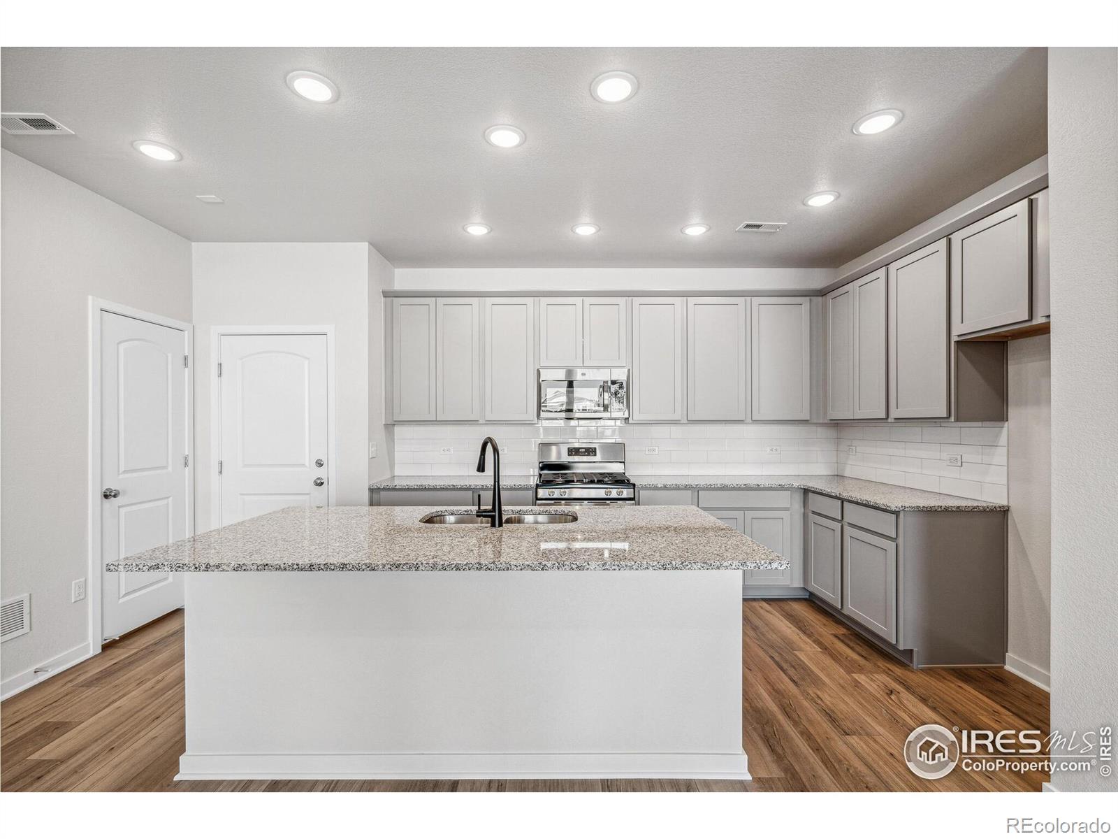 MLS Image #7 for 6369  elk pass lane,loveland, Colorado