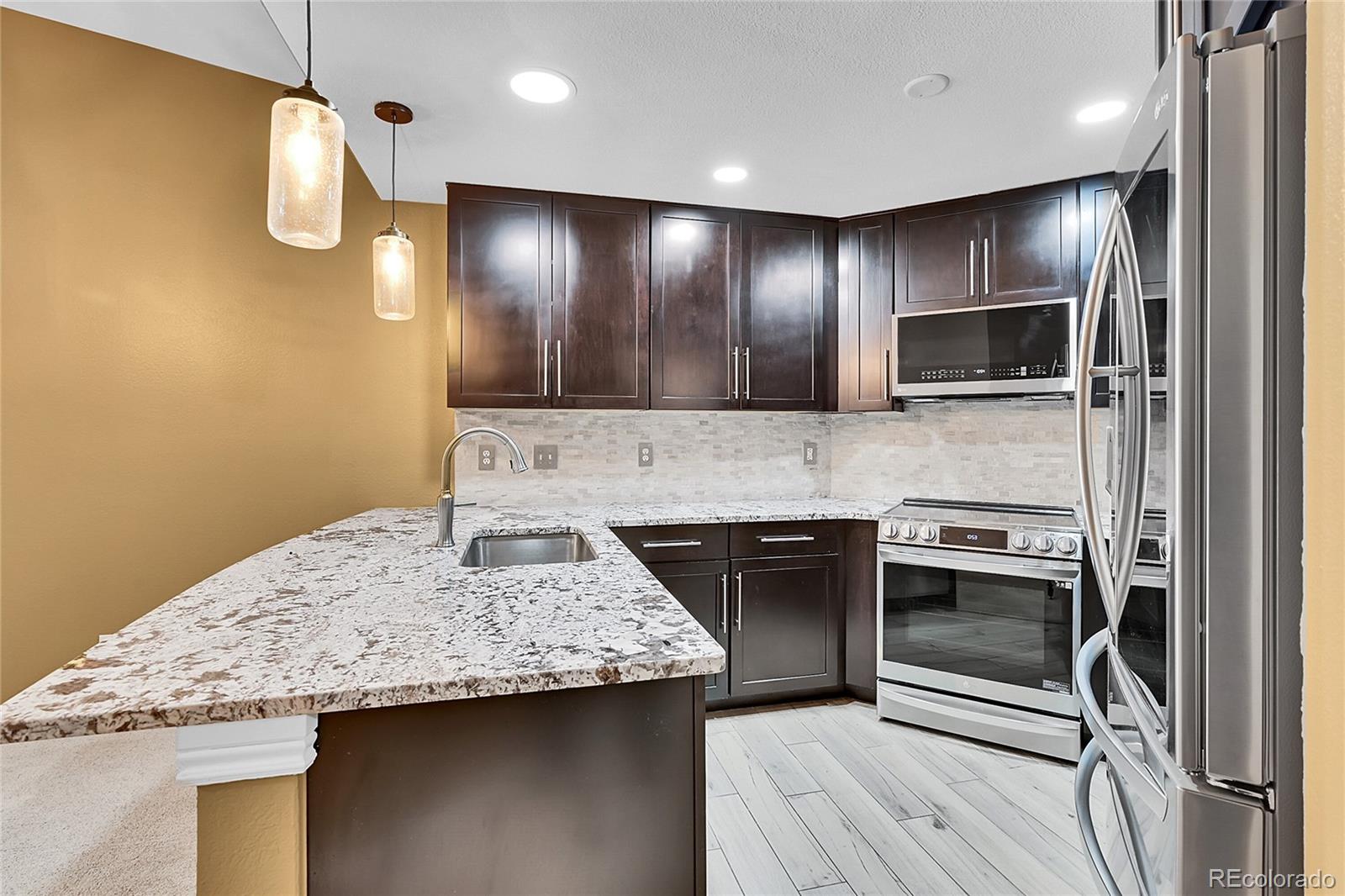 MLS Image #13 for 8747 e dry creek road,englewood, Colorado