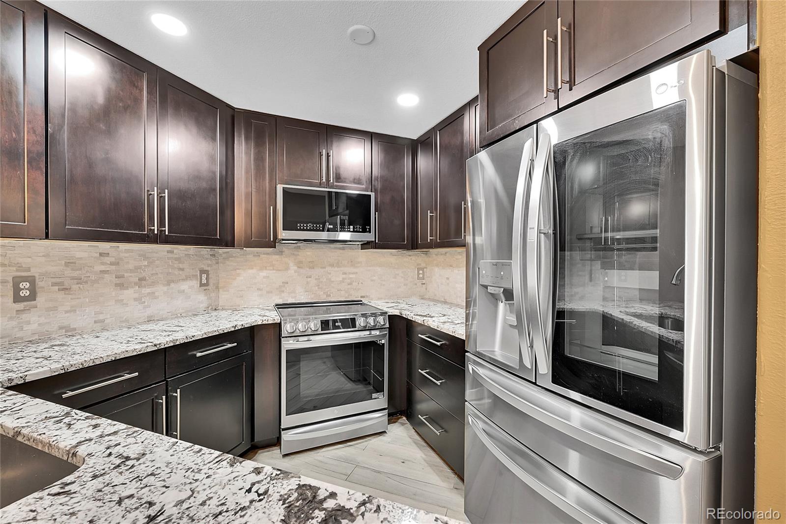 MLS Image #14 for 8747 e dry creek road,englewood, Colorado