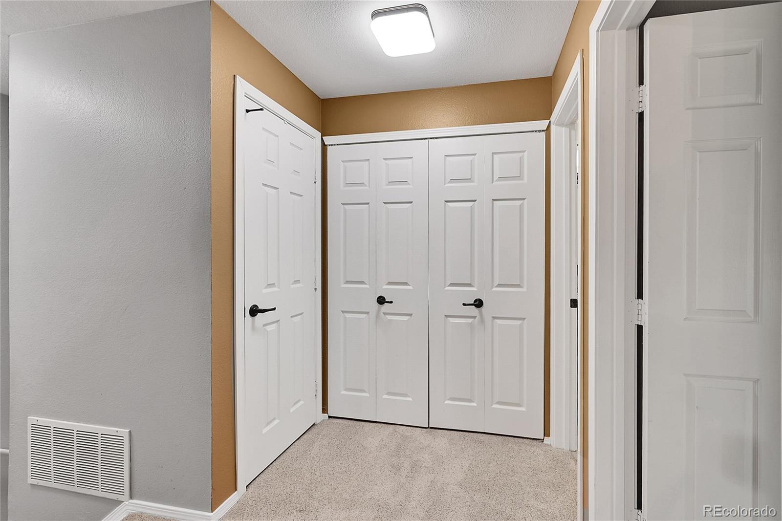 MLS Image #29 for 8747 e dry creek road,englewood, Colorado