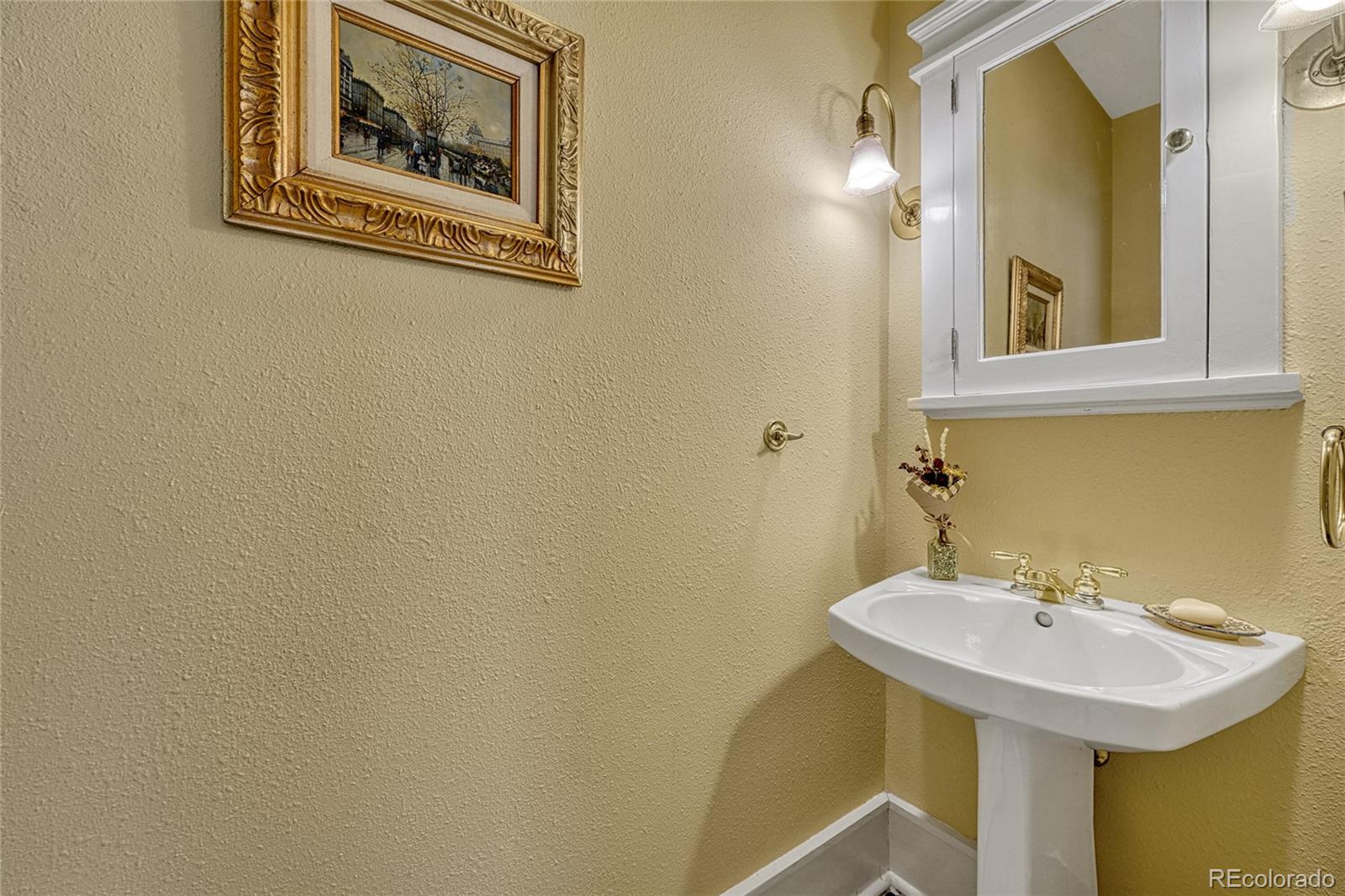 MLS Image #24 for 861 n humboldt street,denver, Colorado