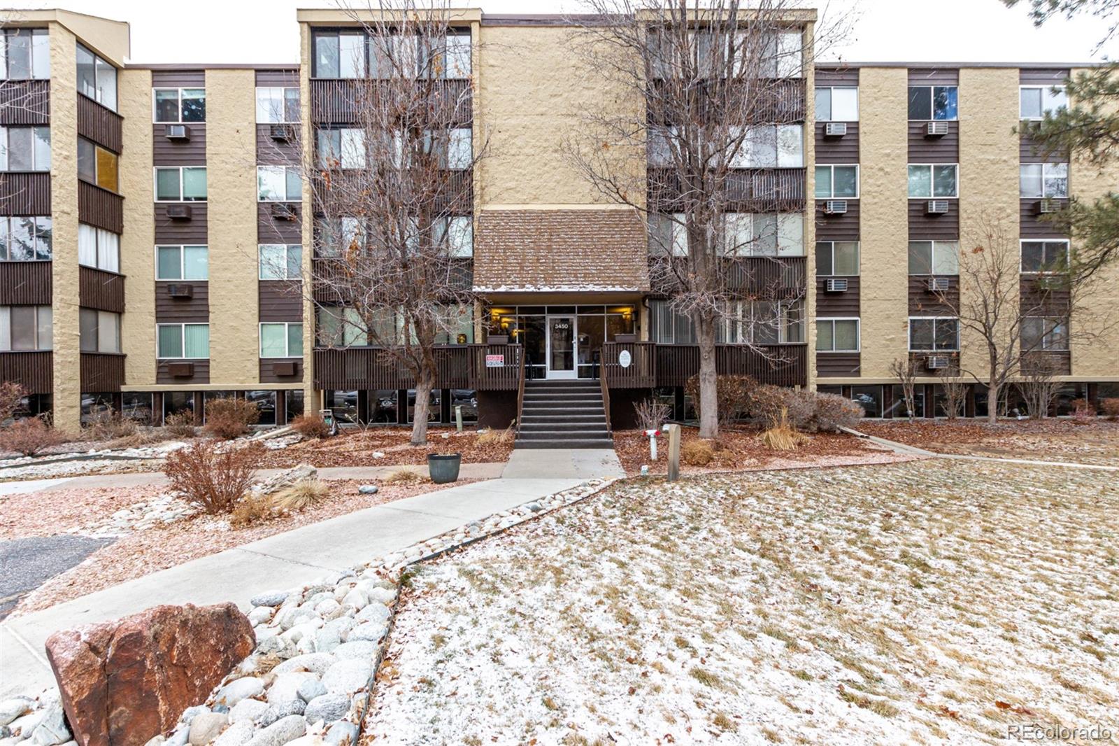 MLS Image #4 for 3450 s poplar street,denver, Colorado