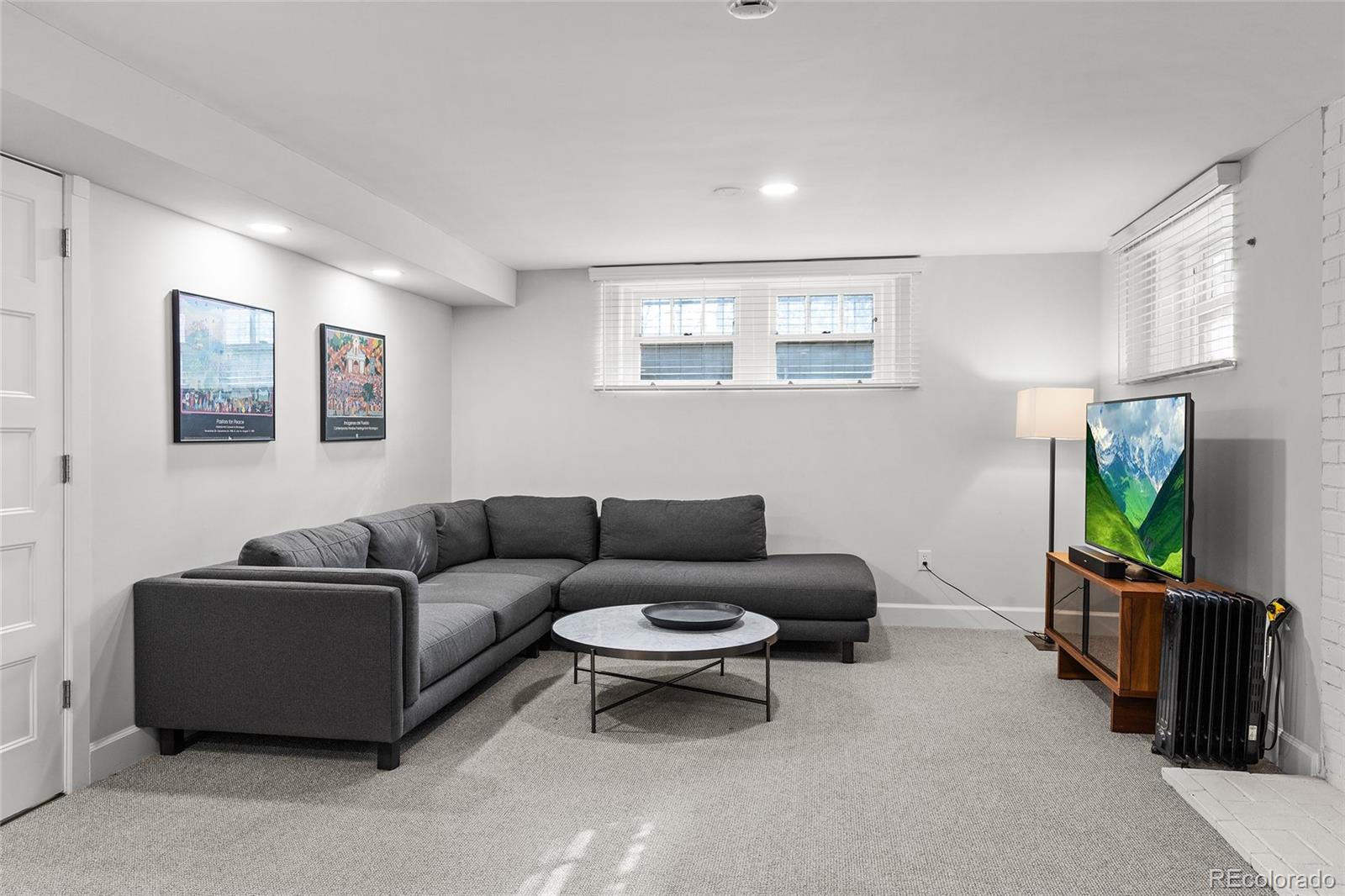 MLS Image #39 for 815  gaylord street,denver, Colorado