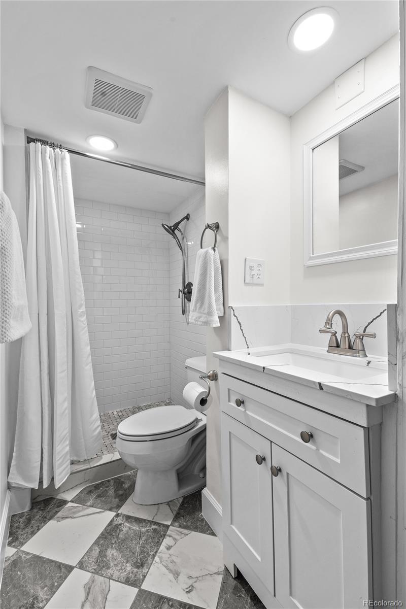 MLS Image #41 for 815  gaylord street,denver, Colorado