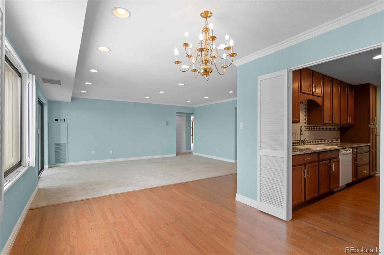MLS Image #11 for 7877 e mississippi avenue,denver, Colorado