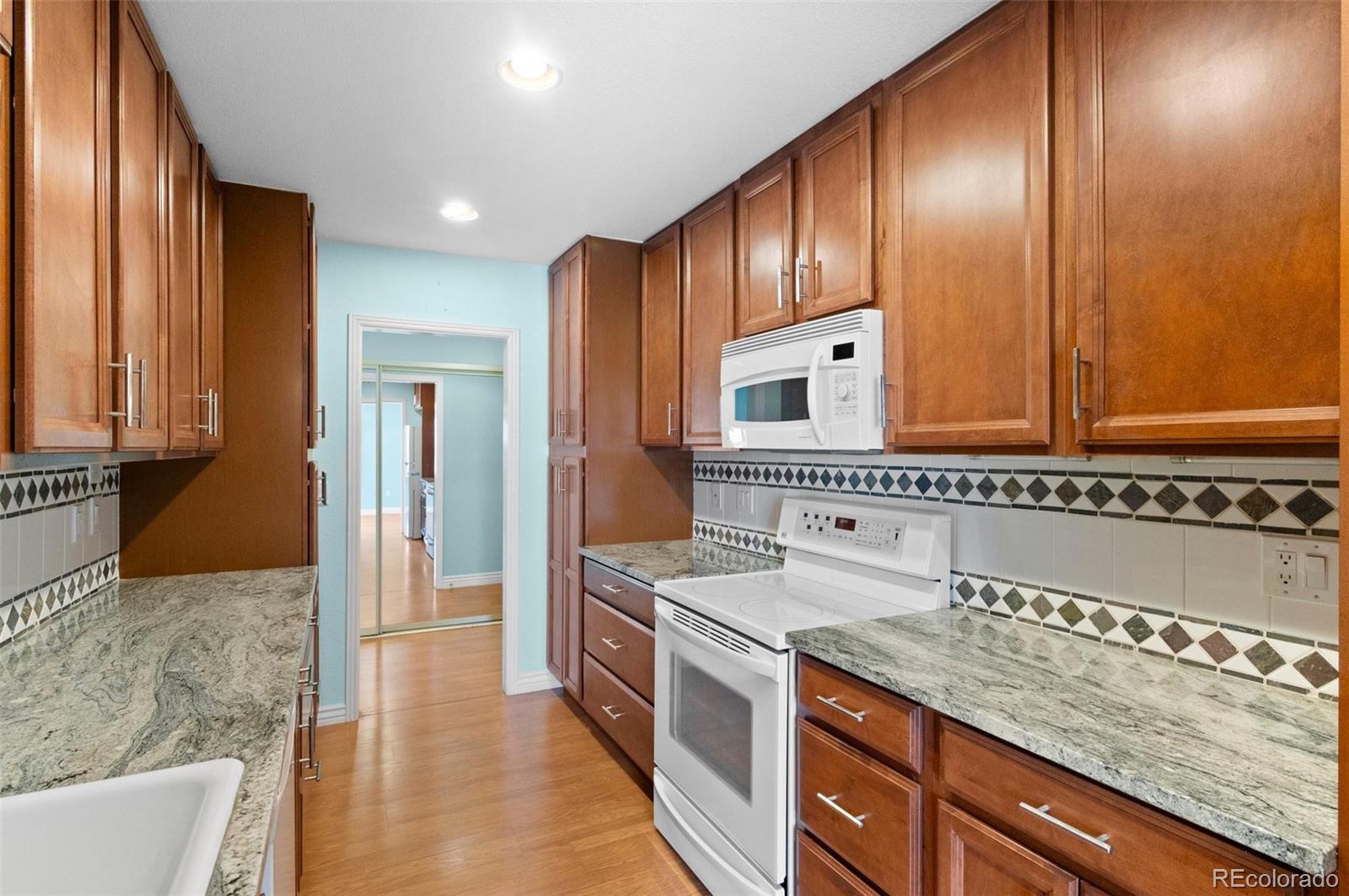 MLS Image #15 for 7877 e mississippi avenue,denver, Colorado