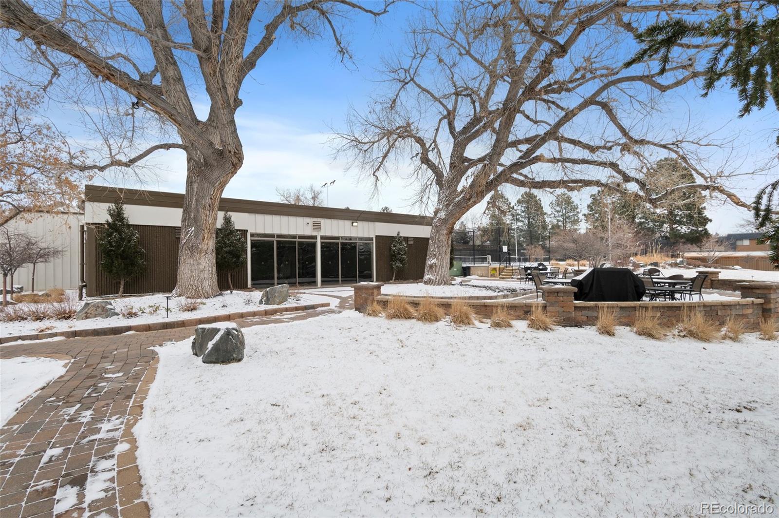 MLS Image #33 for 7877 e mississippi avenue,denver, Colorado