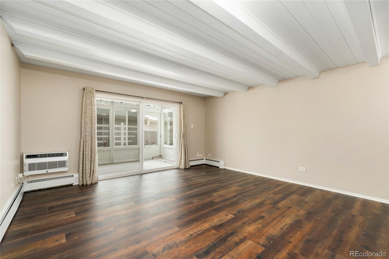 MLS Image #6 for 655 s clinton street 2a,denver, Colorado
