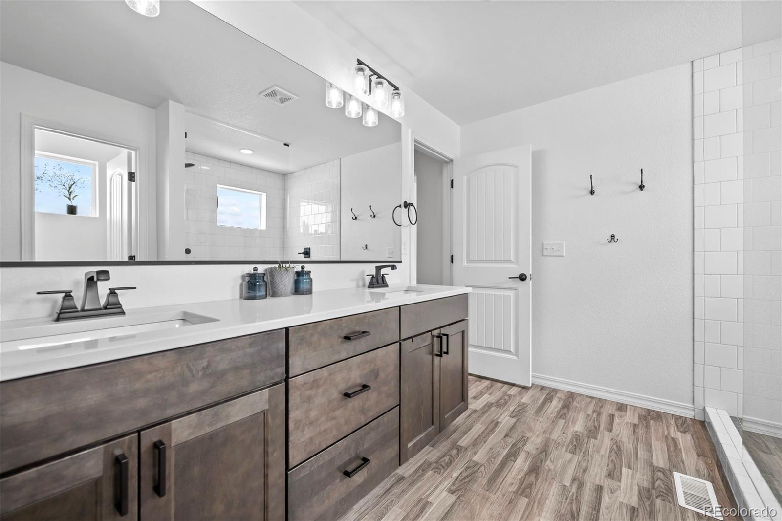 MLS Image #15 for 6898  cumbre vista way,colorado springs, Colorado