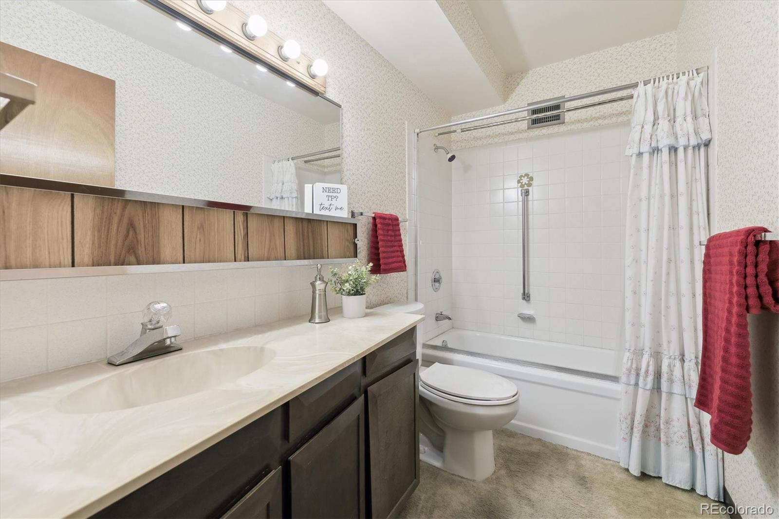 MLS Image #14 for 665 s alton way,denver, Colorado