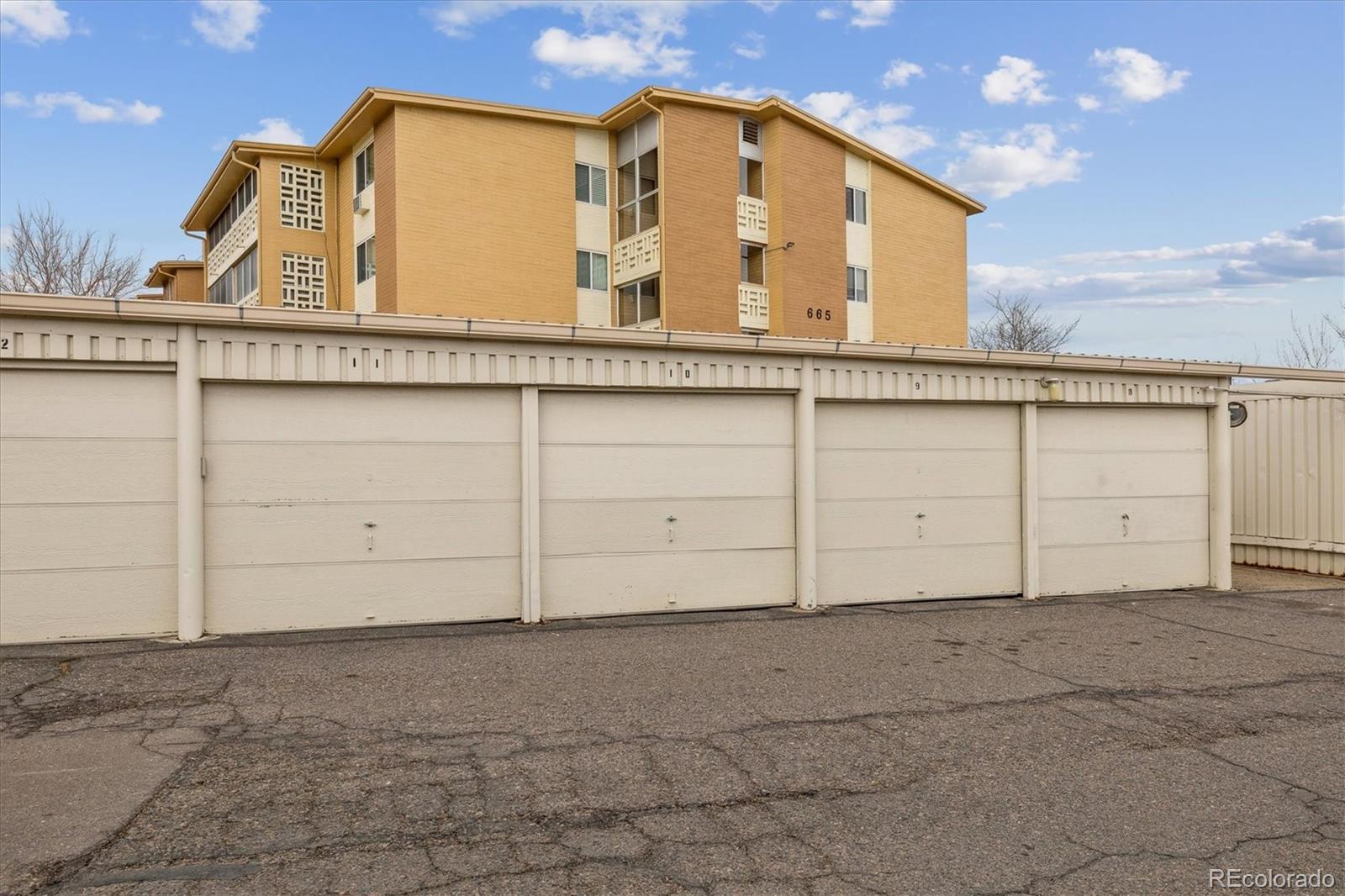 MLS Image #20 for 665 s alton way,denver, Colorado