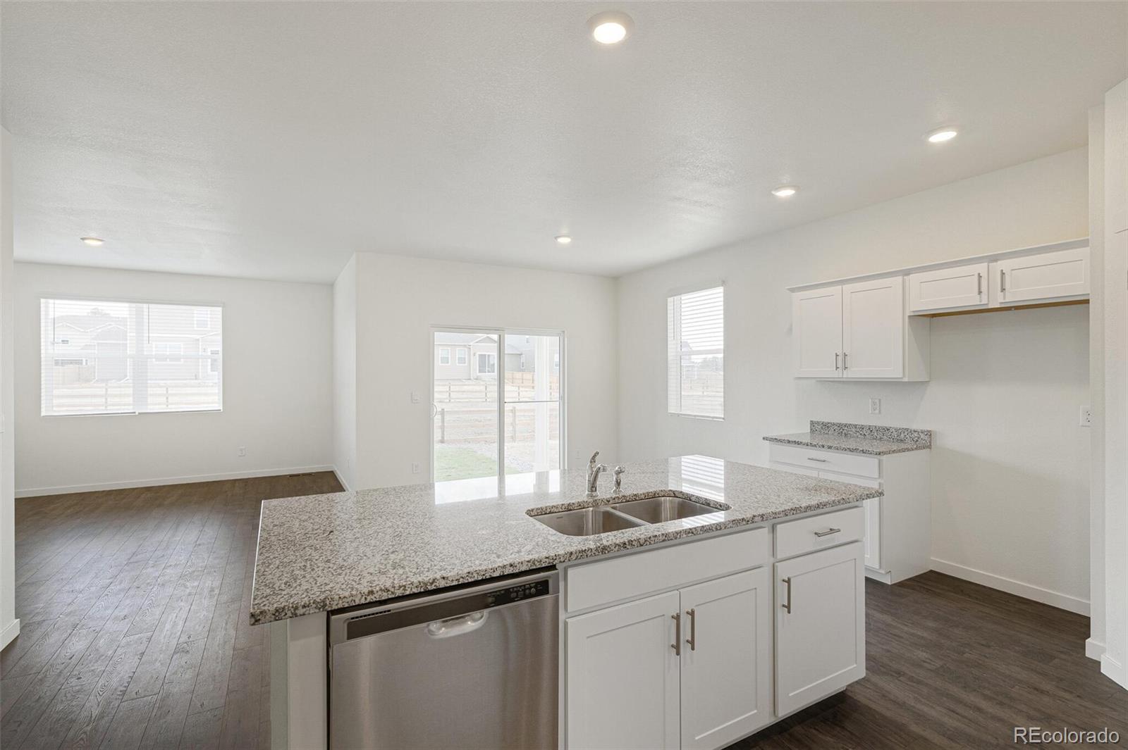 MLS Image #17 for 862  crest street,lochbuie, Colorado