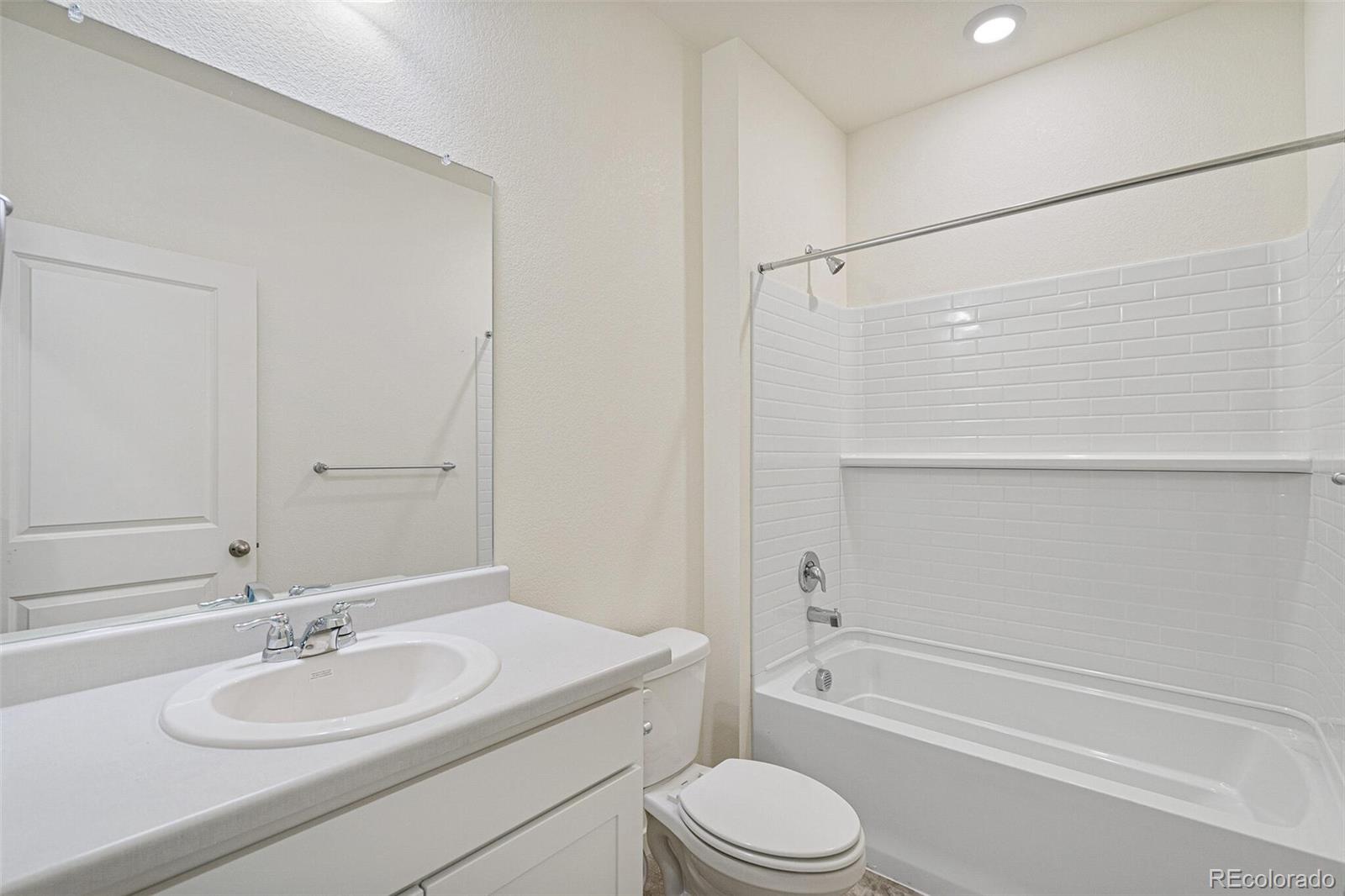 MLS Image #26 for 862  crest street,lochbuie, Colorado