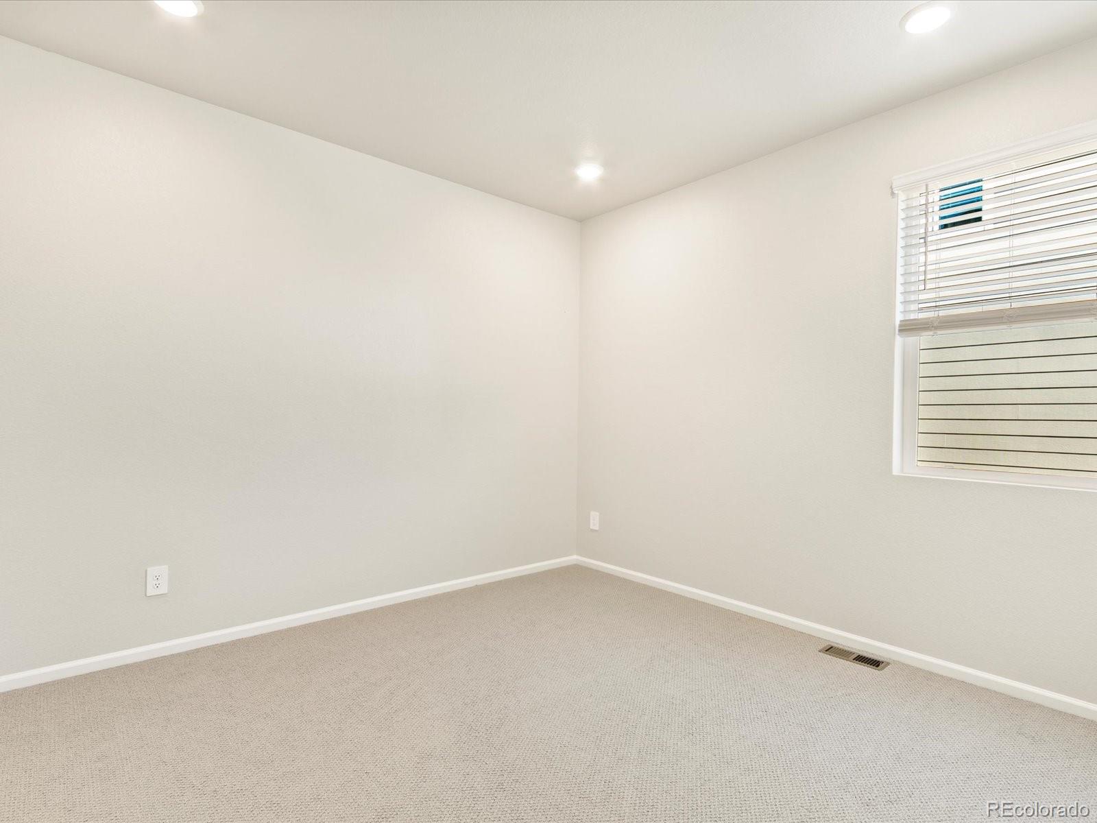 MLS Image #11 for 1146  gunnison river drive,windsor, Colorado