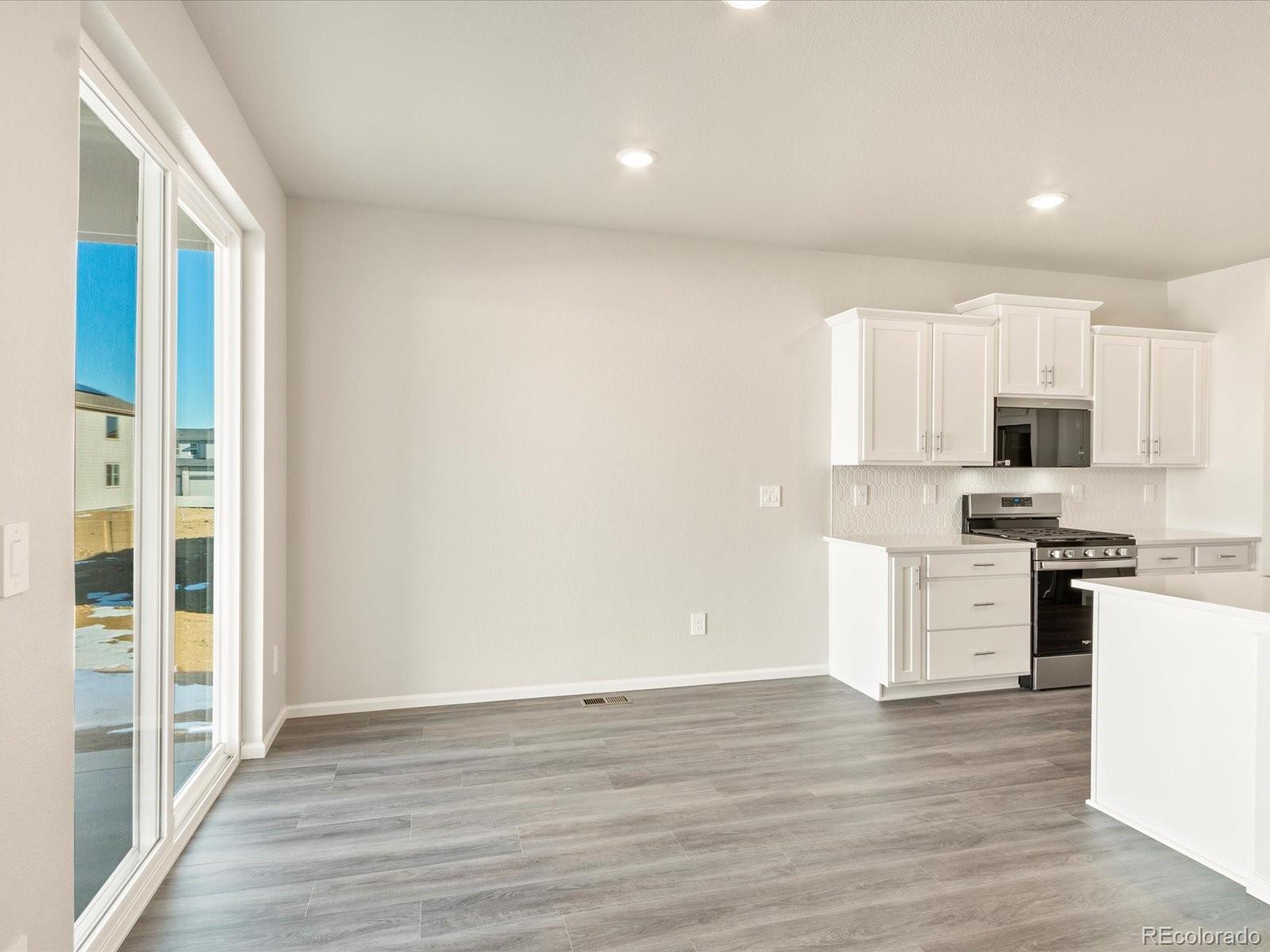 MLS Image #28 for 1146  gunnison river drive,windsor, Colorado