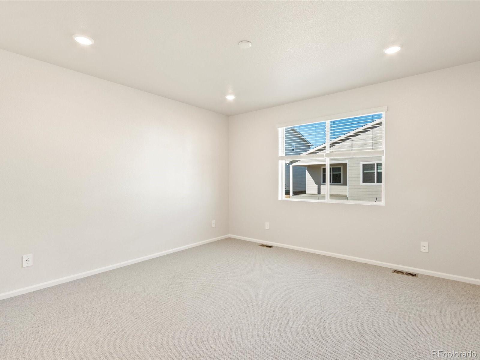 MLS Image #33 for 1146  gunnison river drive,windsor, Colorado