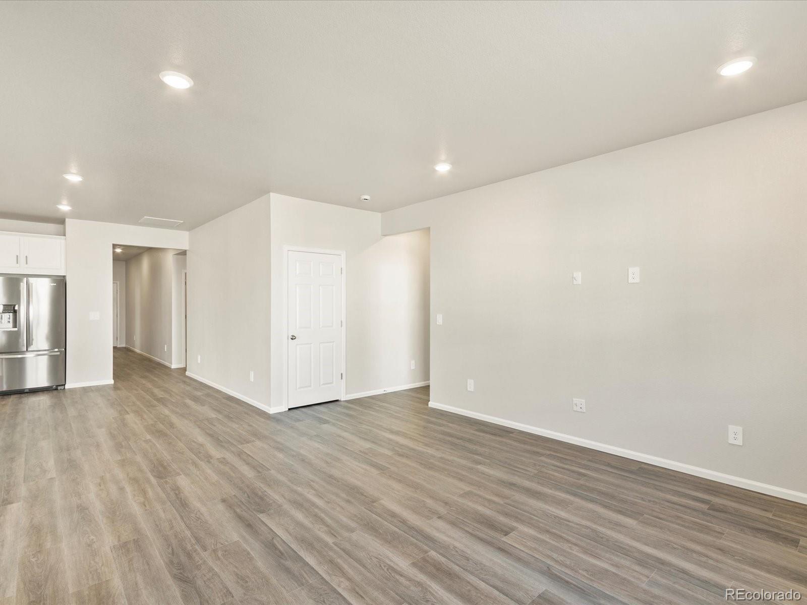 MLS Image #40 for 1146  gunnison river drive,windsor, Colorado