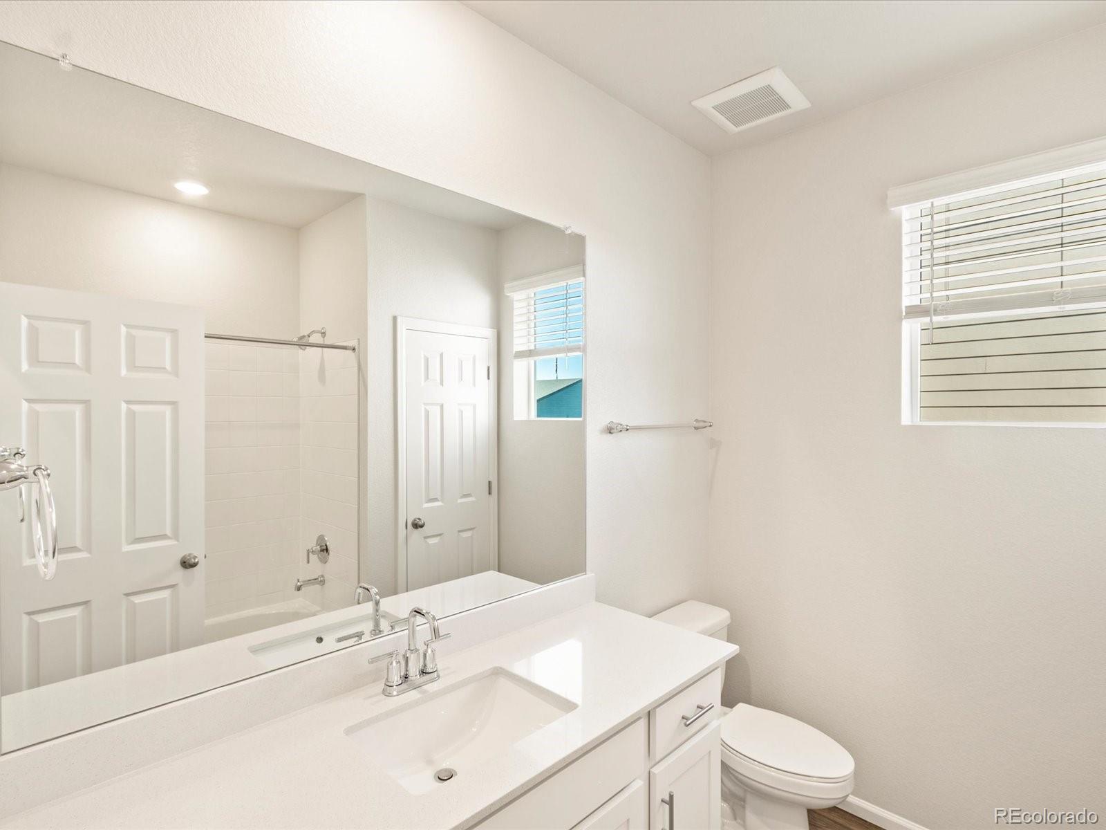 MLS Image #9 for 1146  gunnison river drive,windsor, Colorado