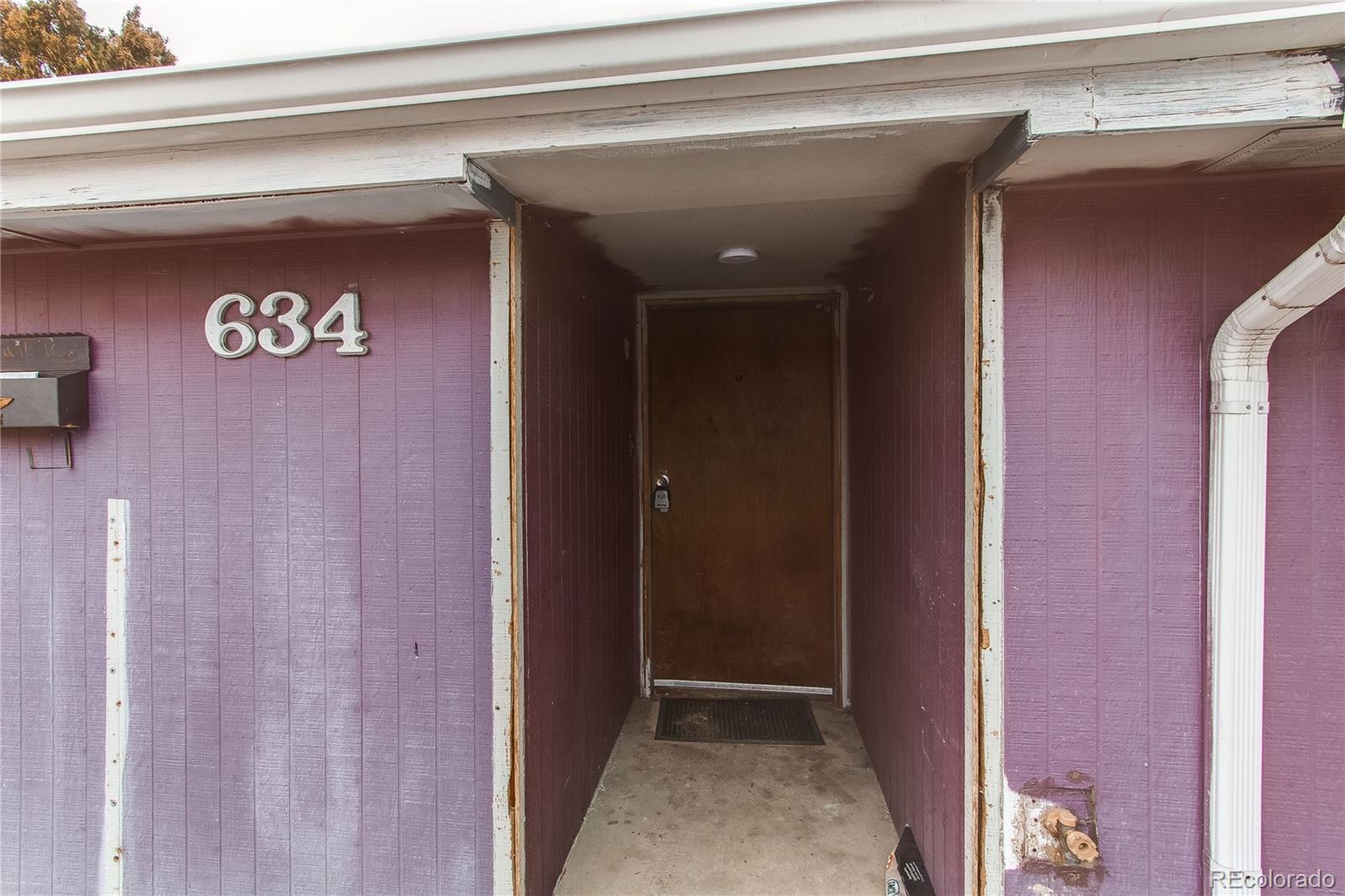 CMA Image for 634 s hazel court,Denver, Colorado