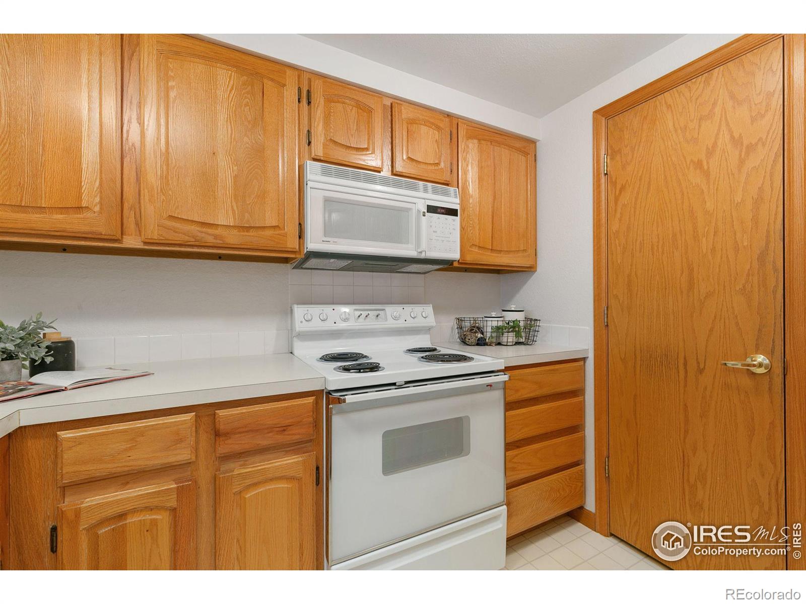 MLS Image #3 for 415 s howes street,fort collins, Colorado