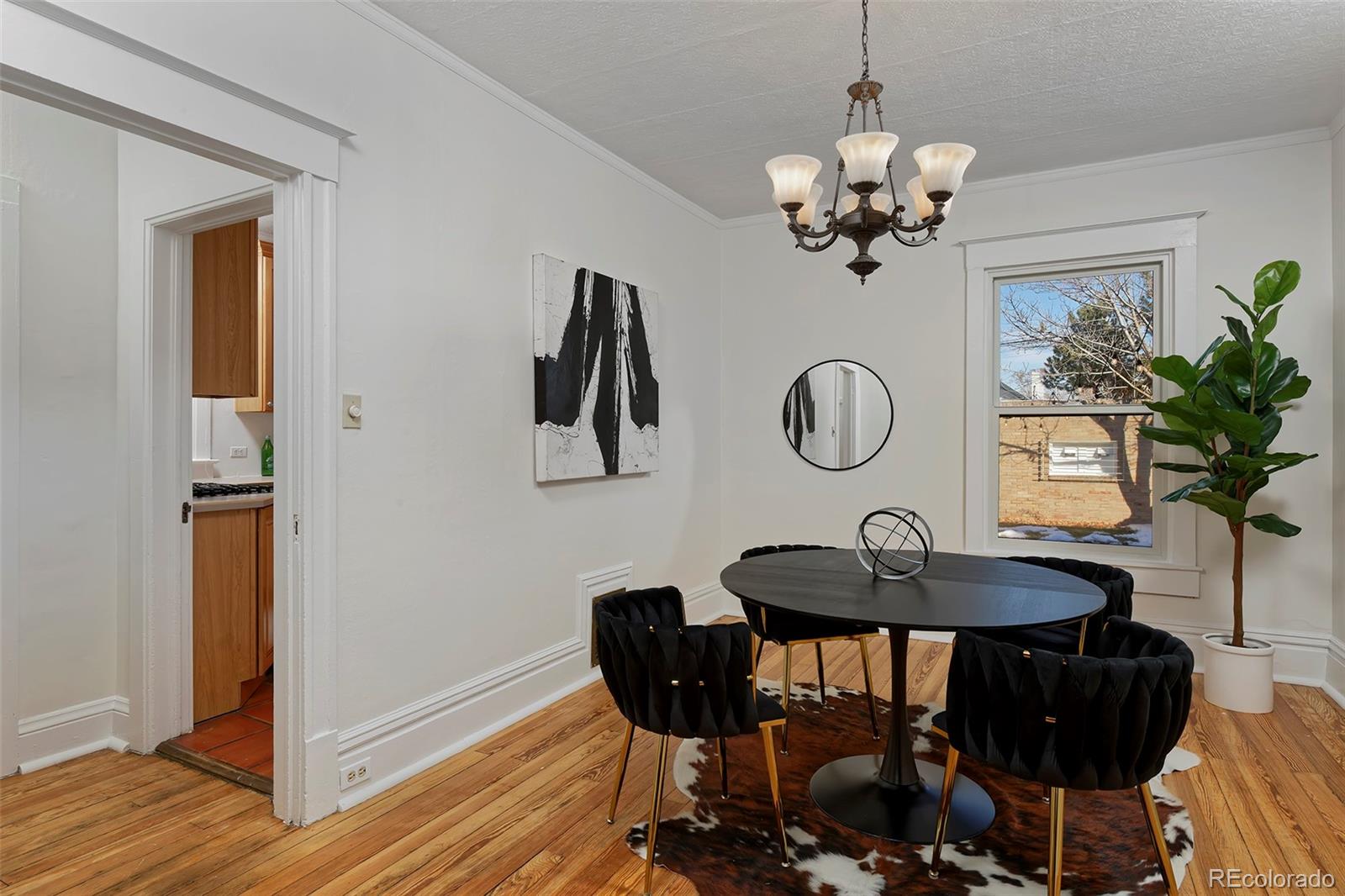 MLS Image #6 for 608 s grant street,denver, Colorado