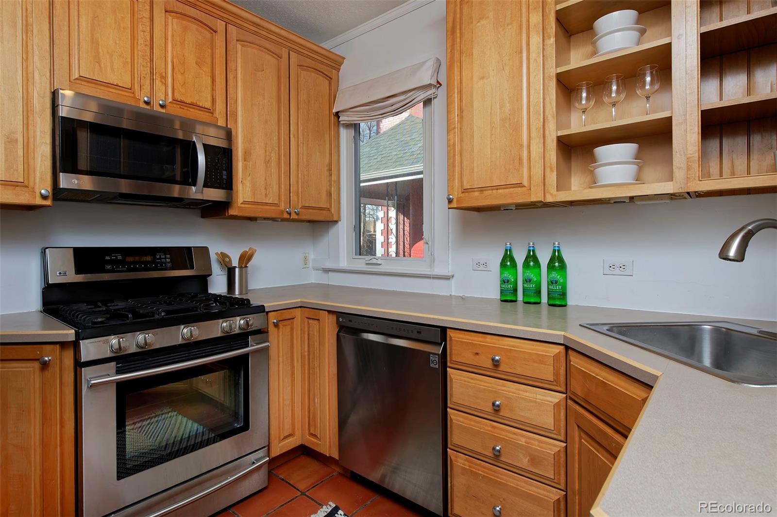 MLS Image #9 for 608 s grant street,denver, Colorado