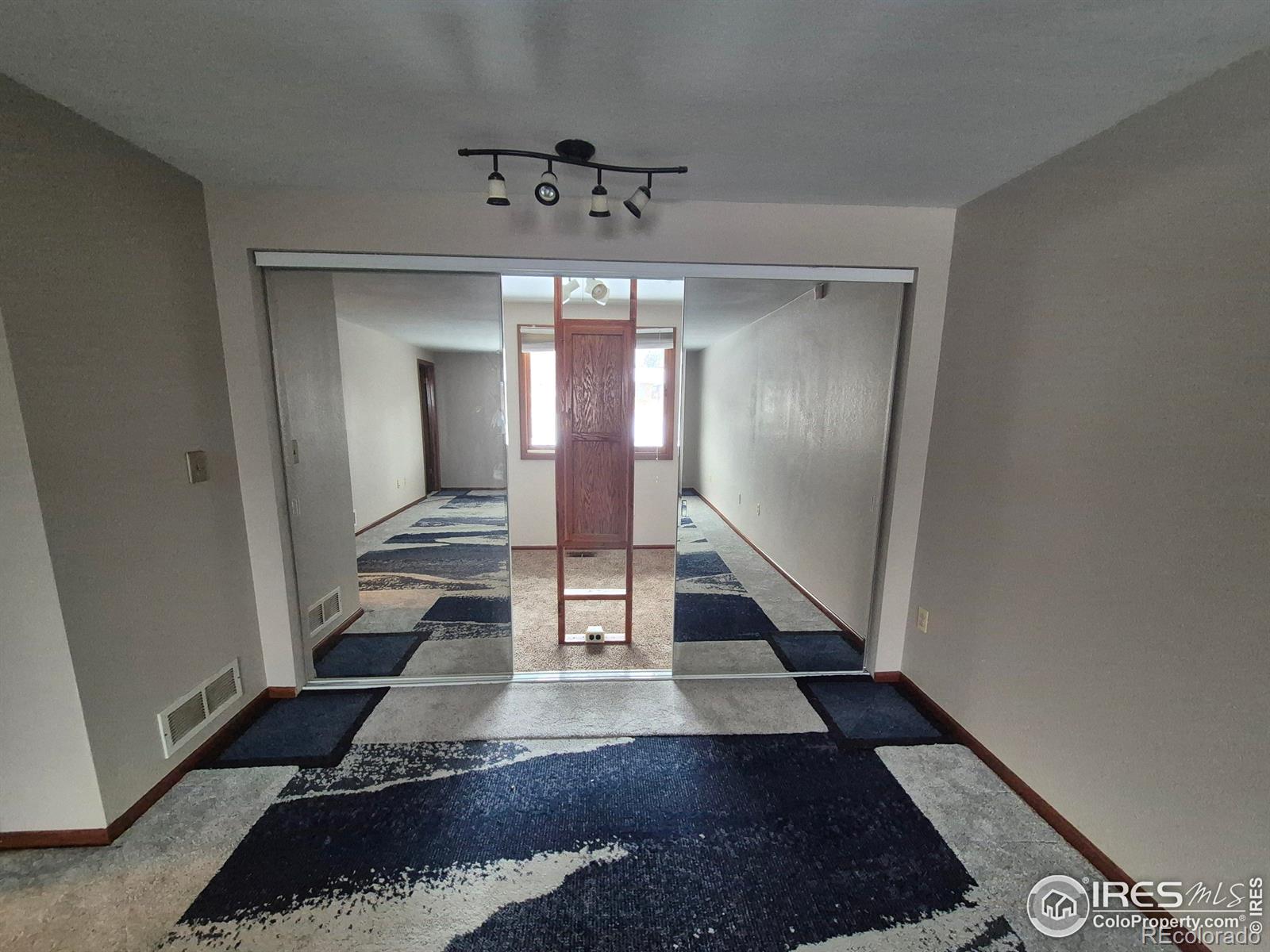 MLS Image #9 for 614  munson court,berthoud, Colorado