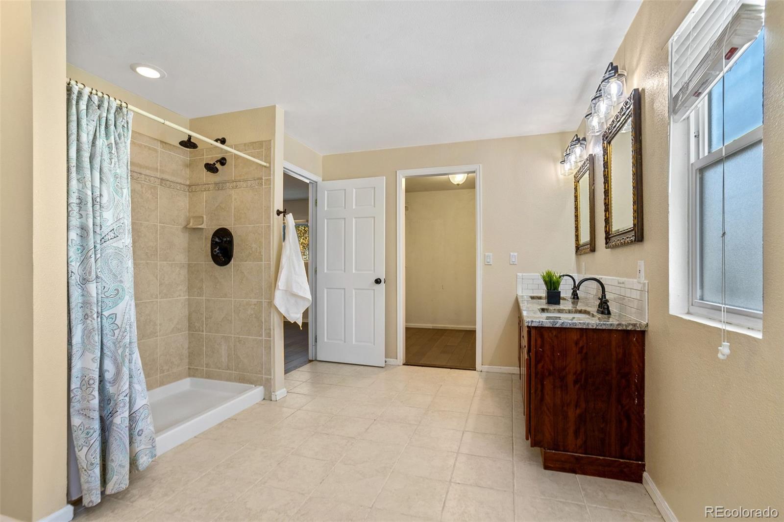 MLS Image #18 for 1156 s owens court,denver, Colorado