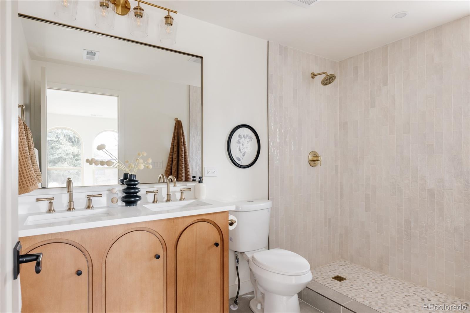 MLS Image #17 for 3624 s poplar street,denver, Colorado